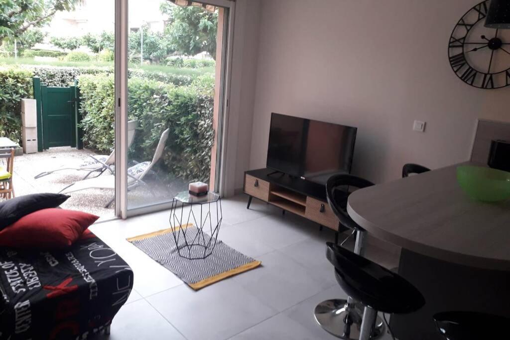 Nid Douillet F2, Clim, Jardin, Piscine, Parking, Plage 200 M Palavas Exterior photo